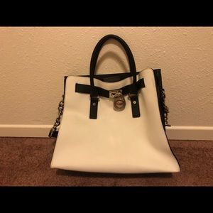 Large Micheal Kors bag
